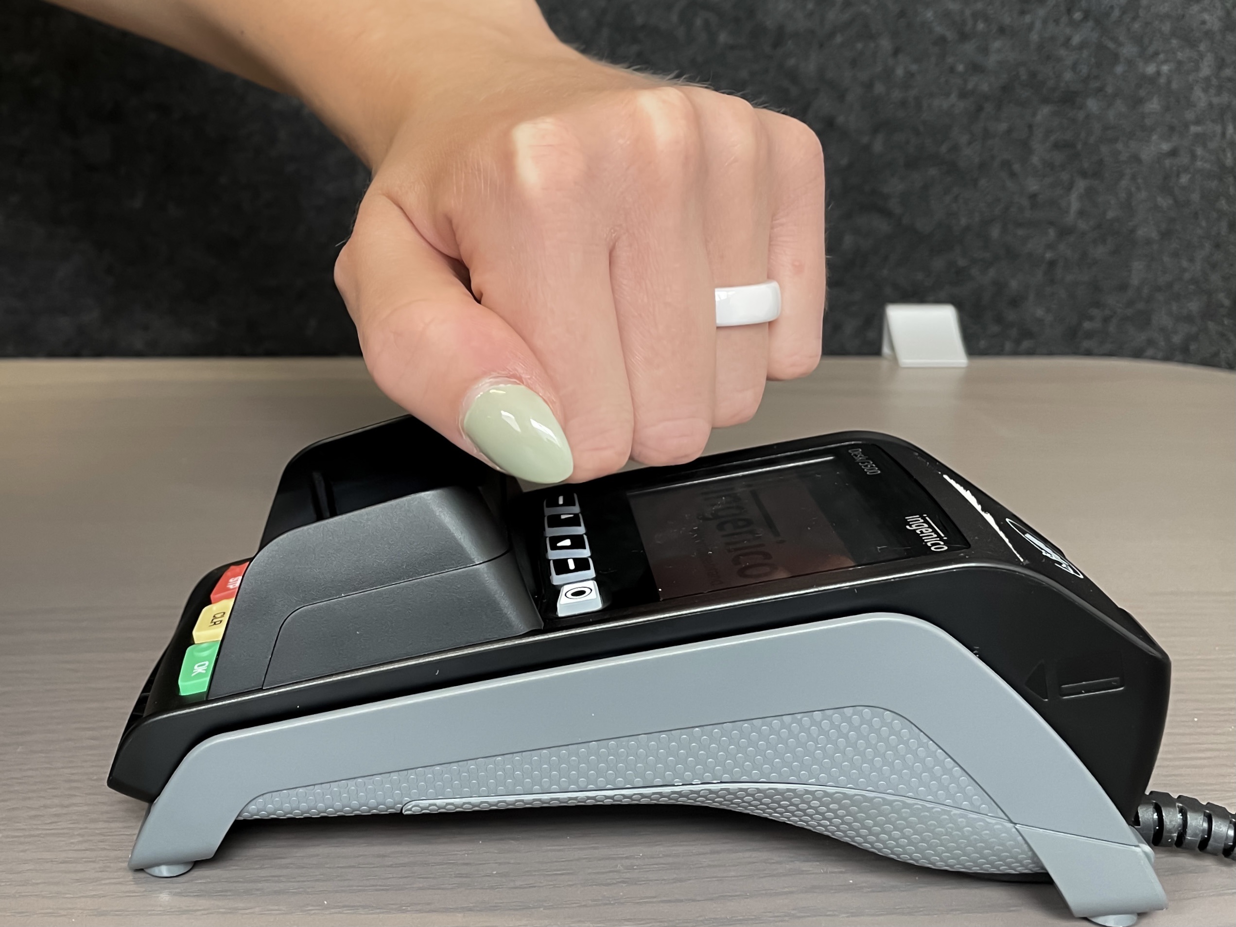 PAGO Drive Bezahlring Bezahlring-Bezahlvorgang weiß