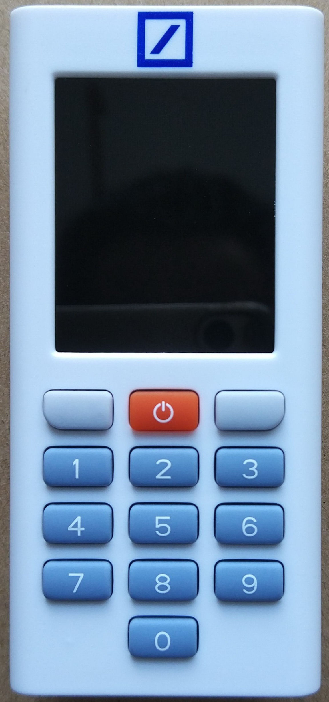 photoTAN-Lesegerät DigiPass 760 (Deutsche Bank) Lesegerät Vorderansicht